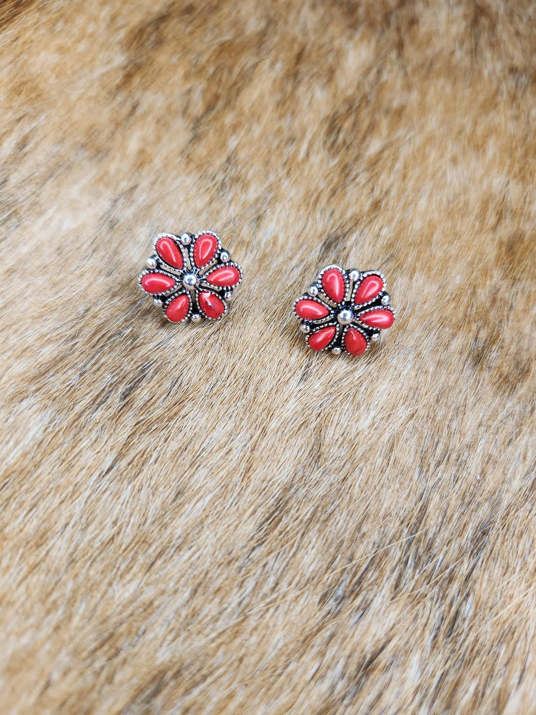 RED BLOSSOM POST EAR RINGS