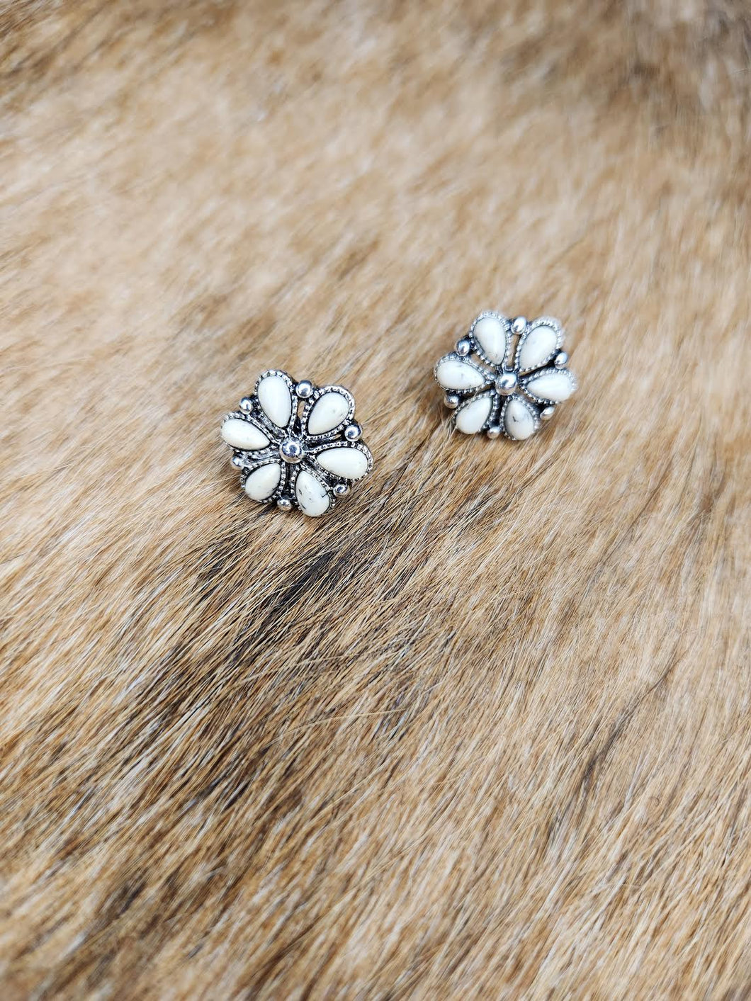 White blossom stud earrings