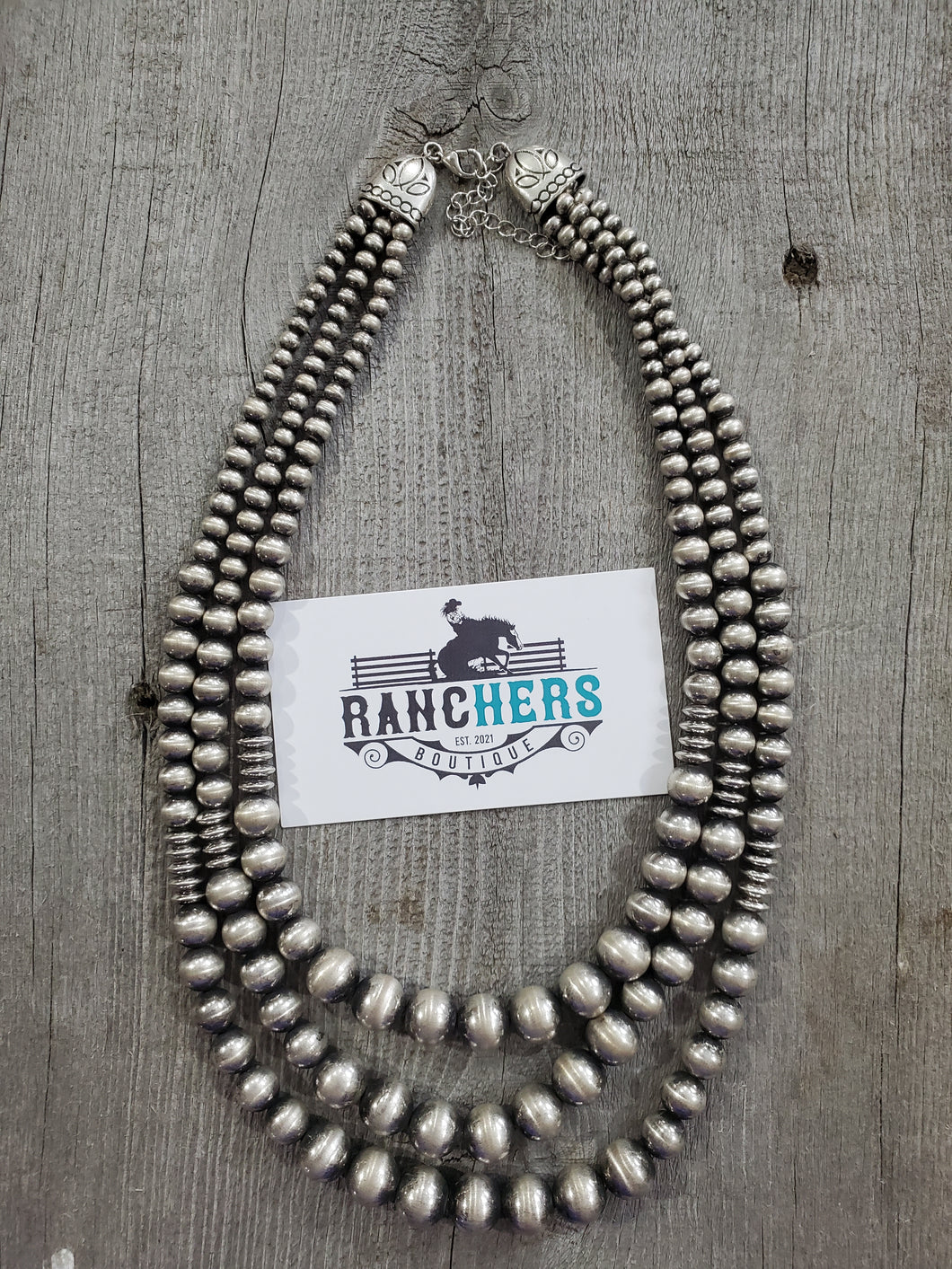 NAVAJO PEARL BEADED NECKLACE